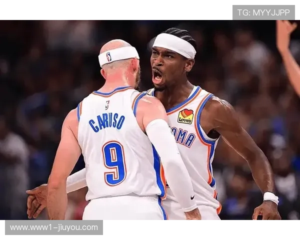 雷霆外线防守压迫:场均抢断联盟第三限制对手助攻串联 雷霆外线防守压迫:场均抢断联盟第三限制对手助攻串联